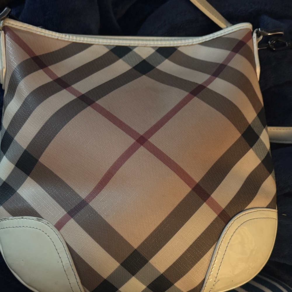 Burberry Stylish Beige Checkered Women's Bag